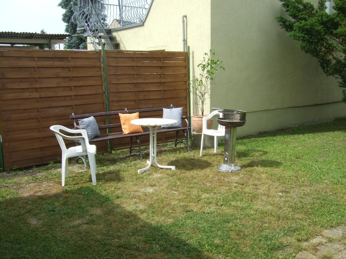 Ferienwohnung Am Neuseenland Rötha Exterior foto